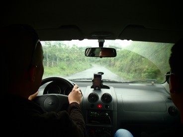 Driving to Canoa by private car - a much faster alternative than public bus!